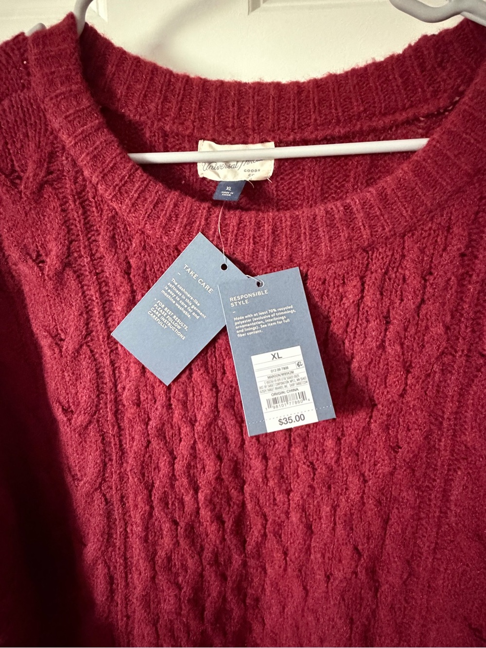 Universal Thread Cable Knit Crewneck Sweater - Burgundy